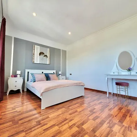 Holiday home Casa Bella